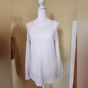 Sweet Romeo white long-sleeved bare shoulder waffle knit top